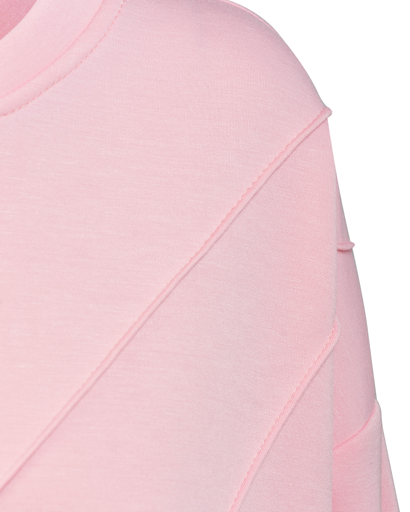 Soft Jersey Pullover mit schräger Biesennaht Soft Jersey Pullover mit schräger Biesennaht