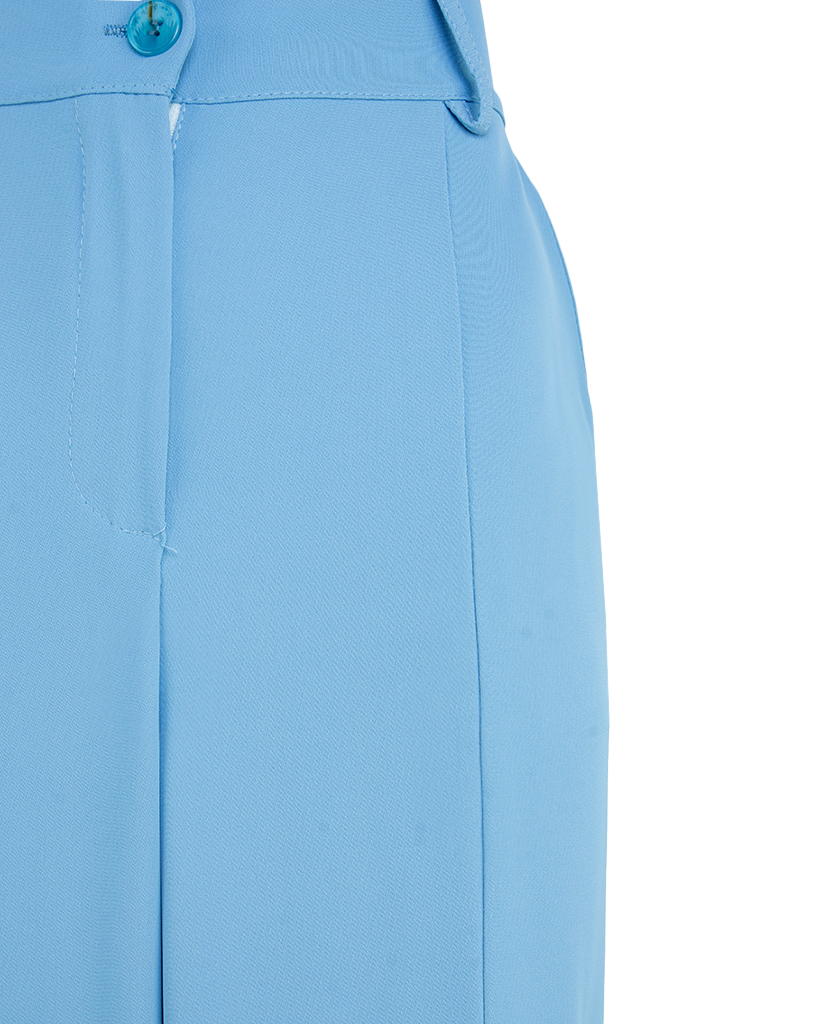 weite Hose mit Mittelnaht