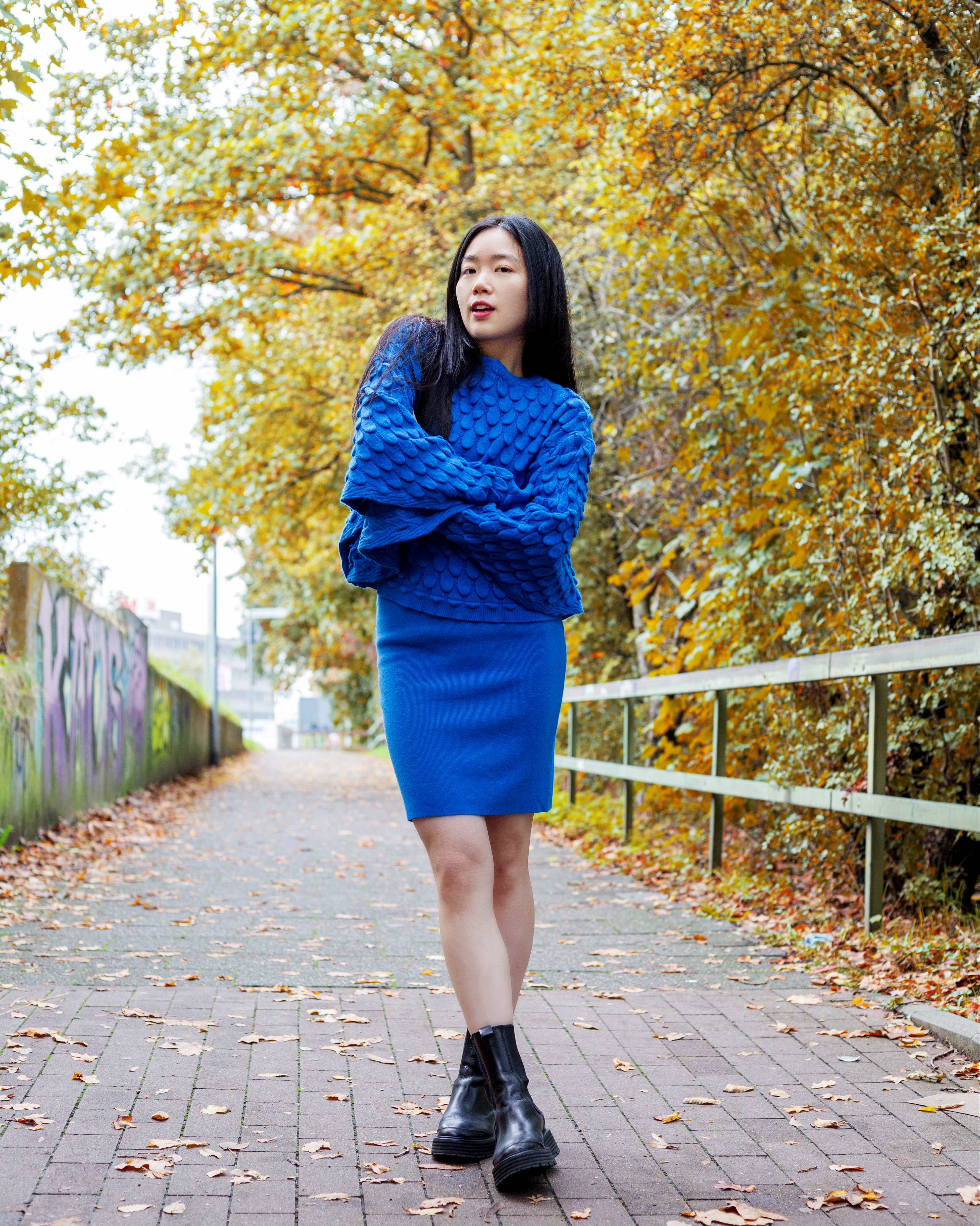 Set: Pullover mit Kleid ohne Ärmel