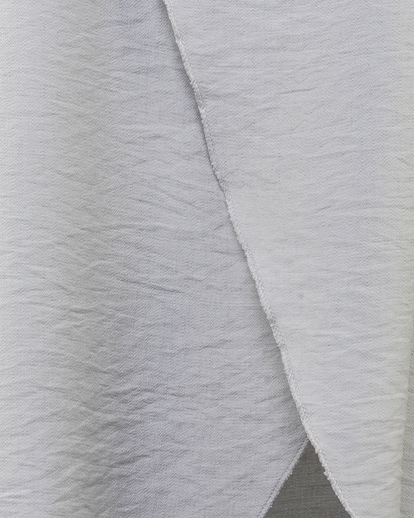 Set: A-Symmetrisches T-Shirt mit Hose