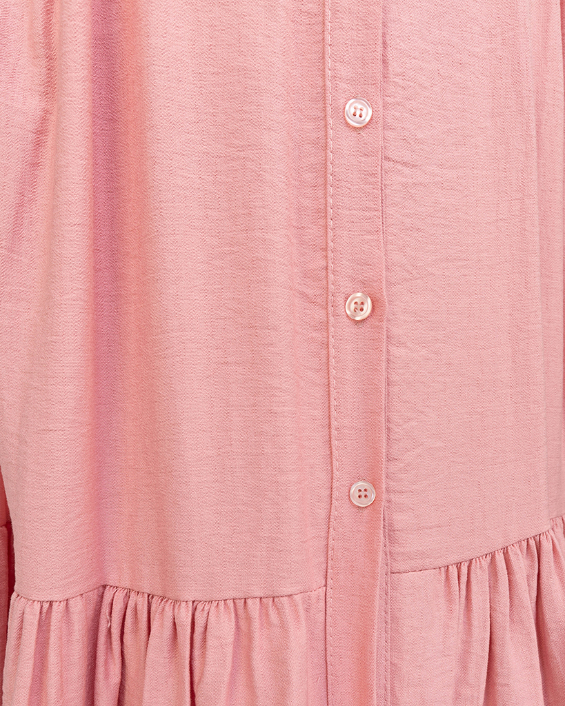 Kleid mit gerafften Stufen Kleid mit gerafften Stufen